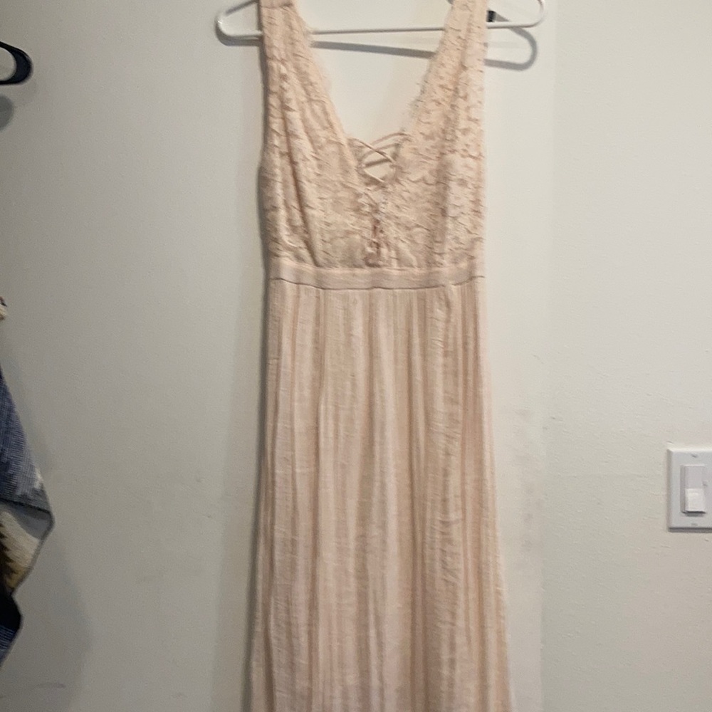 Gorgeous delicate dress